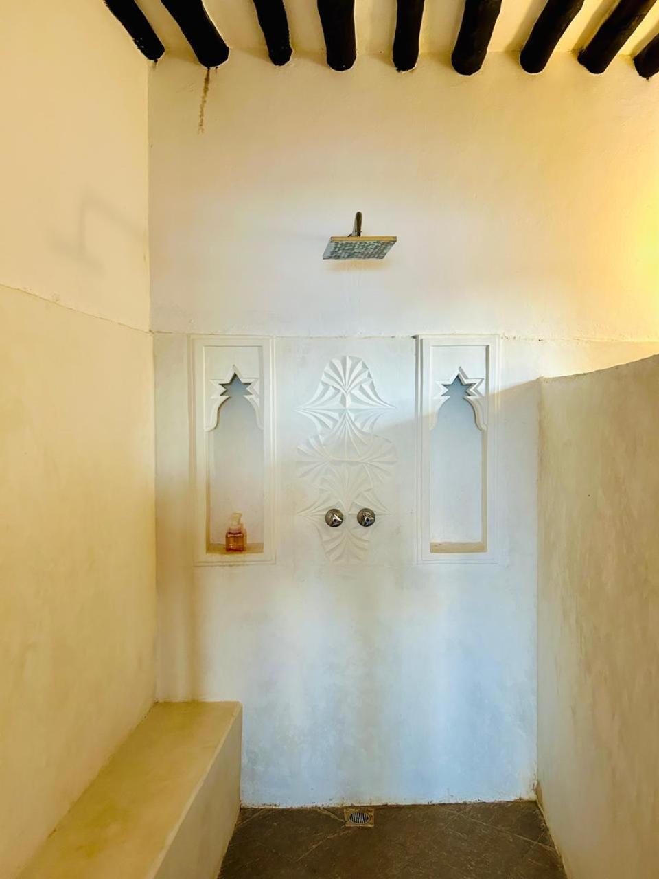 Shela Bahari Bed & Breakfast Exterior photo
